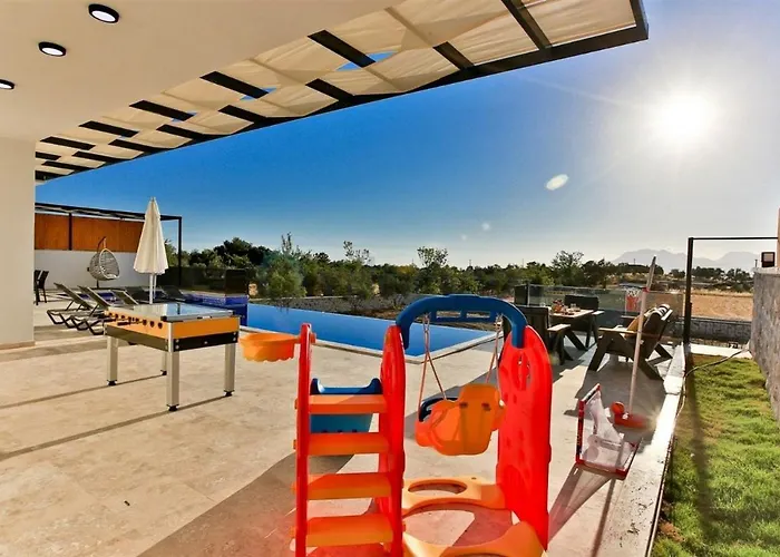 Olivet-kalkan 3 Bedroom-2 Jakuzzies-sauna-turkish Hamam-huge Private Pool And Lovely Garden Вилла Каш