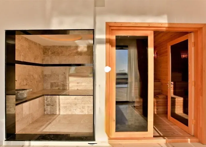 Вилла Olivet-kalkan 3 Bedroom-2 Jakuzzies-sauna-turkish Hamam-huge Private Pool And Lovely Garden