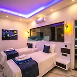 Willa Villa Olivet-Kalkan- Huge Private Pool And Lovely Garden-Jakuzzies-Sauna-Turkish Hamam Kaş