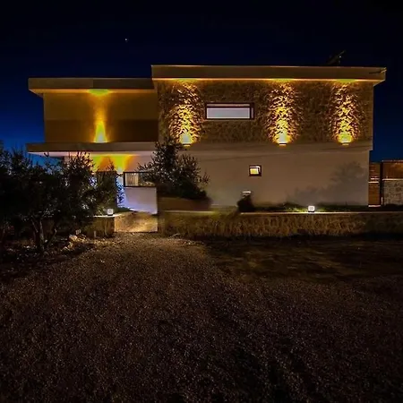 Lycian-kalkan 3 Bedroom-2 Jakuzzies-sauna-turkish Hamam-huge Private Pool And Lovely Garden Villa Kas
