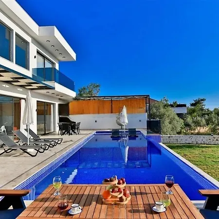 Villa Lycian-kalkan 3 Bedroom-2 Jakuzzies-sauna-turkish Hamam-huge Private Pool And Lovely Garden