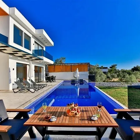 Lycian-kalkan 3 Bedroom-2 Jakuzzies-sauna-turkish Hamam-huge Private Pool And Lovely Garden Kas