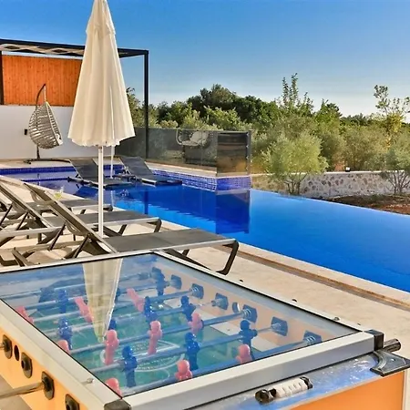 Olivet-kalkan- Huge Private Pool And Lovely Garden-jakuzzies-sauna-turkish Hamam Kas